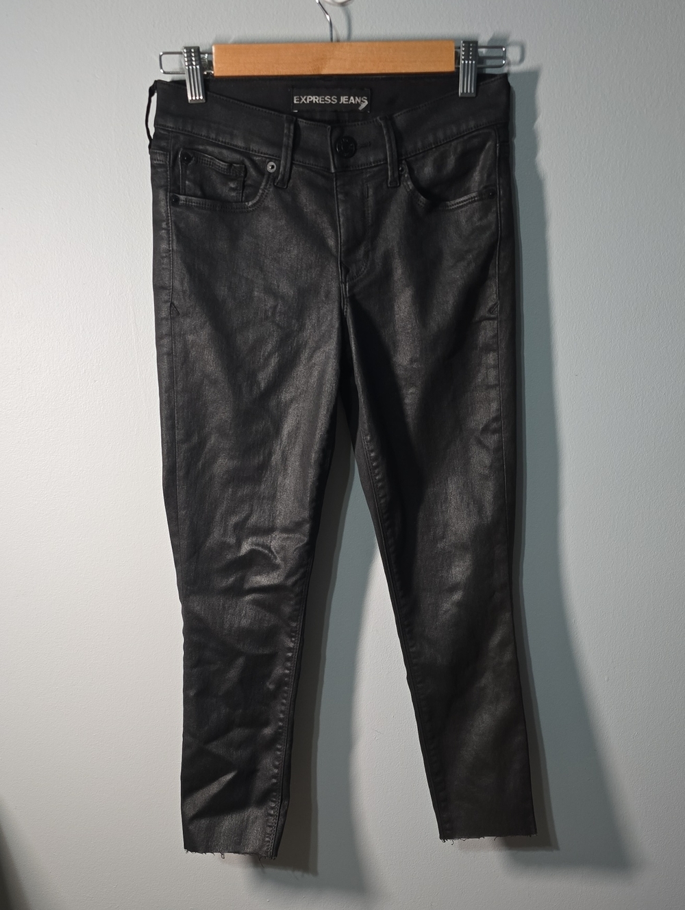 Express Jeans Womens Size‎ 0 Black Coated Skinny Jeans